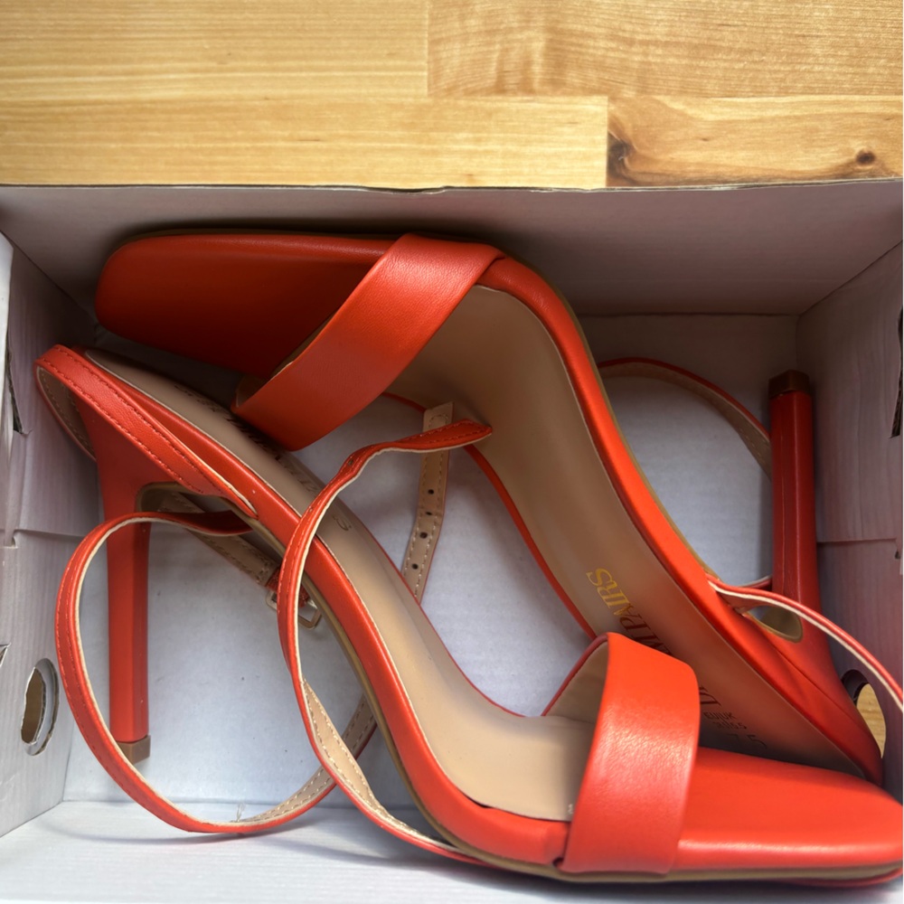NEOT Dream Paris Heels